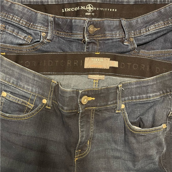 torrid Denim - 2 pair dark wash jeans size 16. Brands:Torrid Bombshell and Lincoln Outfitters.